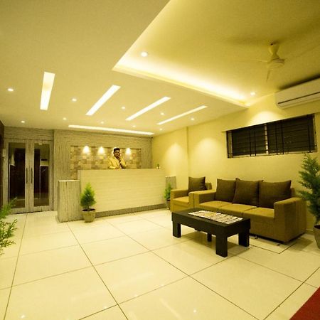 Hotel Plaza Heights Bangalore Exteriör bild