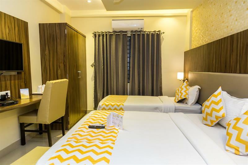 Hotel Plaza Heights Bangalore Exteriör bild